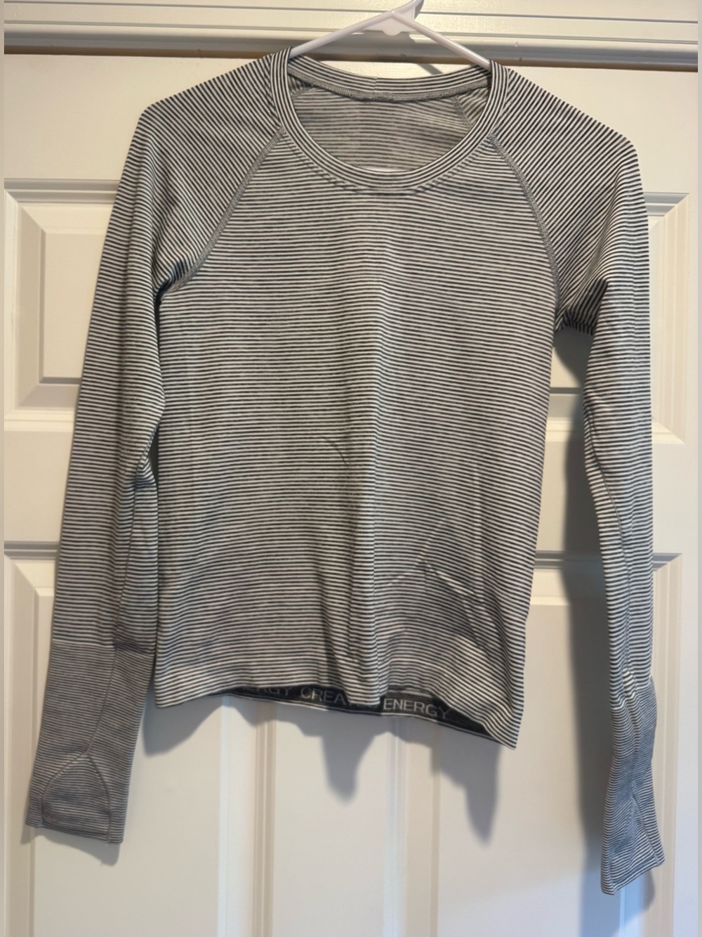 Lululemon Swiftly Tech Long Sleeve Shirt 2.0 *Race Length Black/White Stripe